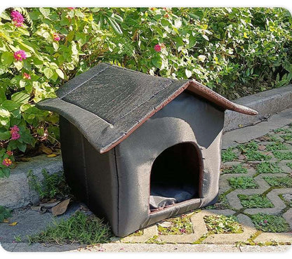 Outdoor Waterproof Cat Shelter - Kit & Kibble